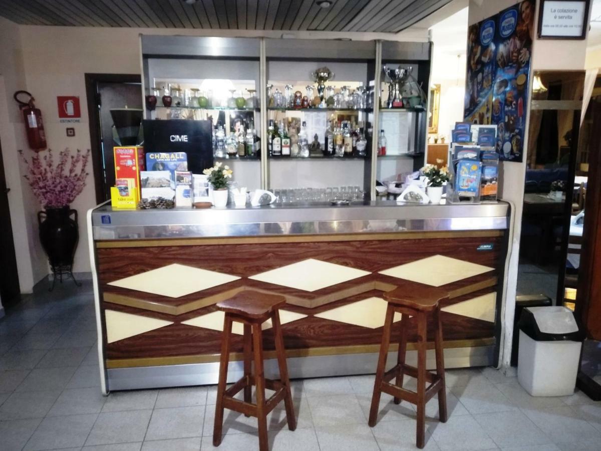 Hotel Eliseo Giardini Naxos Luaran gambar