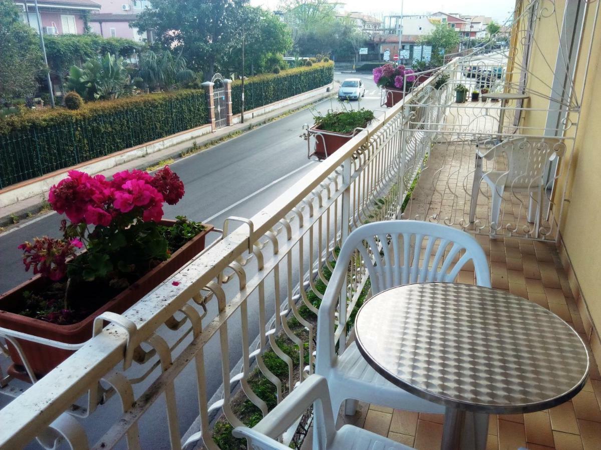 Hotel Eliseo Giardini Naxos Luaran gambar