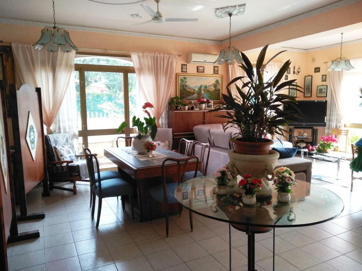 Hotel Eliseo Giardini Naxos Luaran gambar