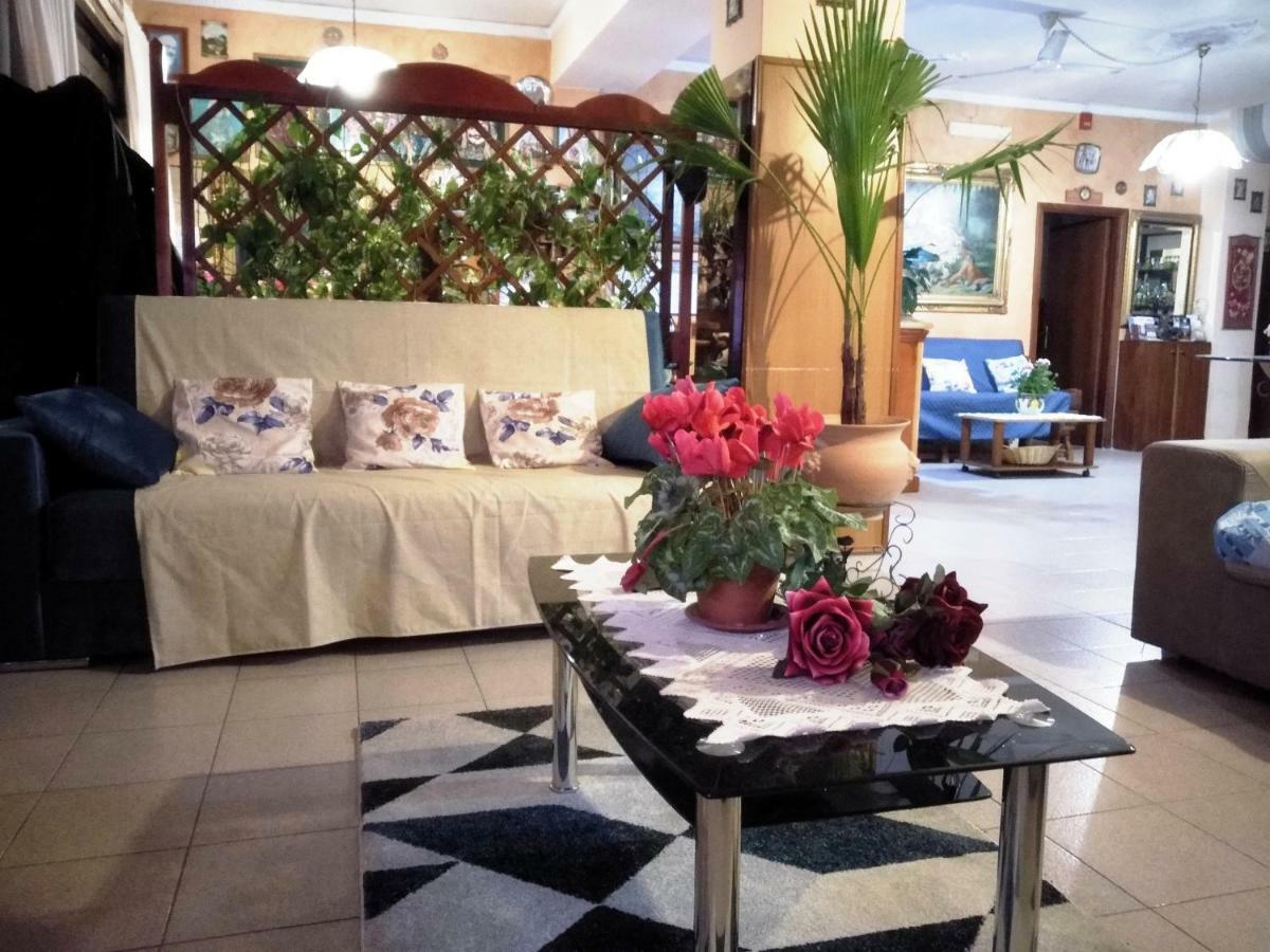 Hotel Eliseo Giardini Naxos Luaran gambar
