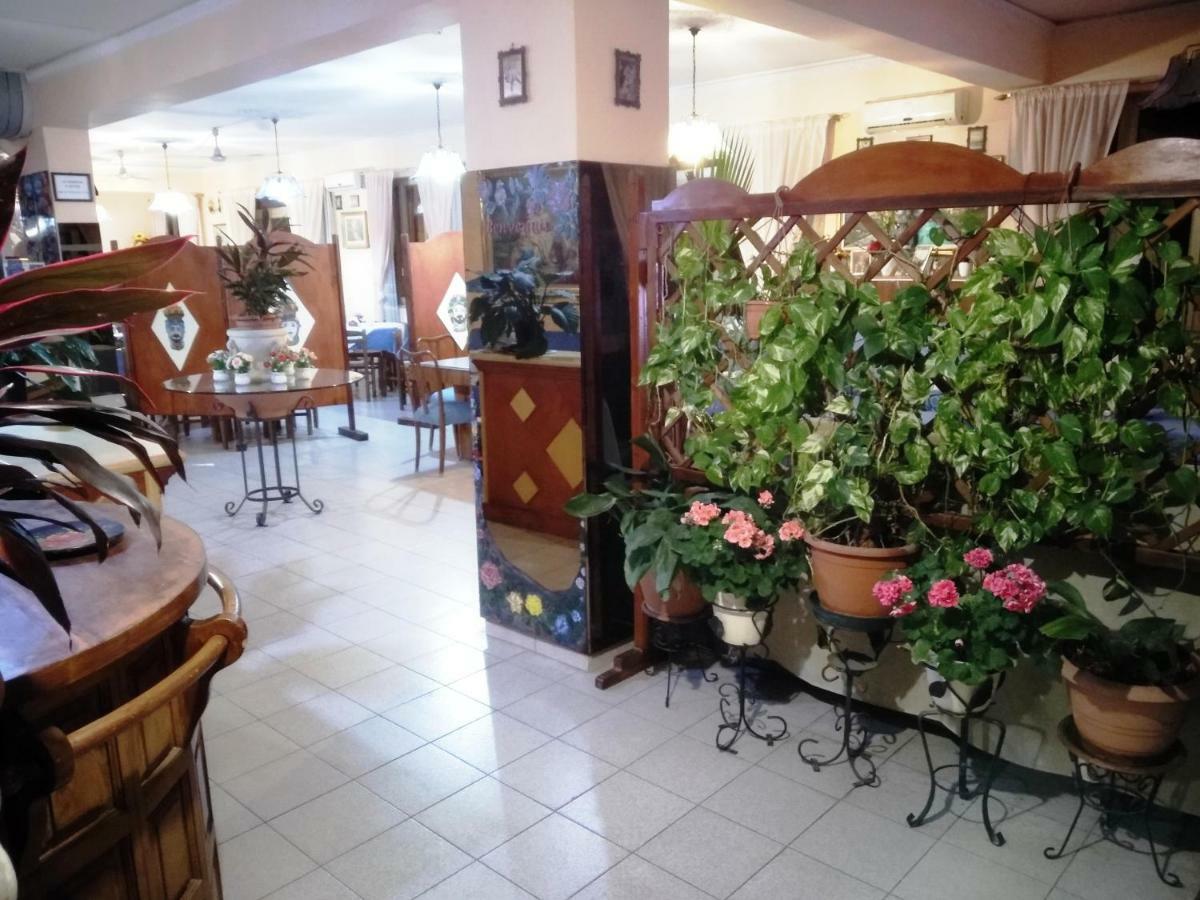 Hotel Eliseo Giardini Naxos Luaran gambar